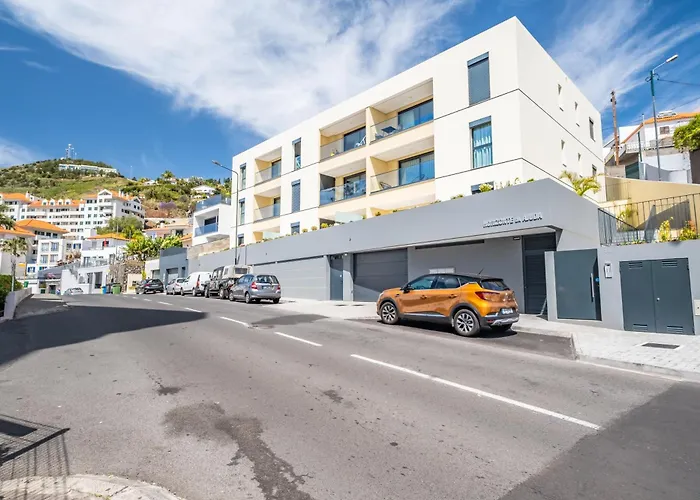 Apartment With Ocean View And Parking