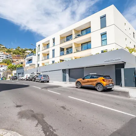 Apartment With Ocean View And Parking Funchal  Exterior photo