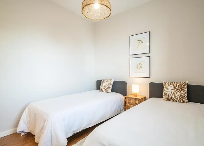 Apartment With Ocean View And Parking